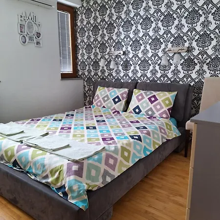 Appartement Petar's 2 Private Parking Skopje